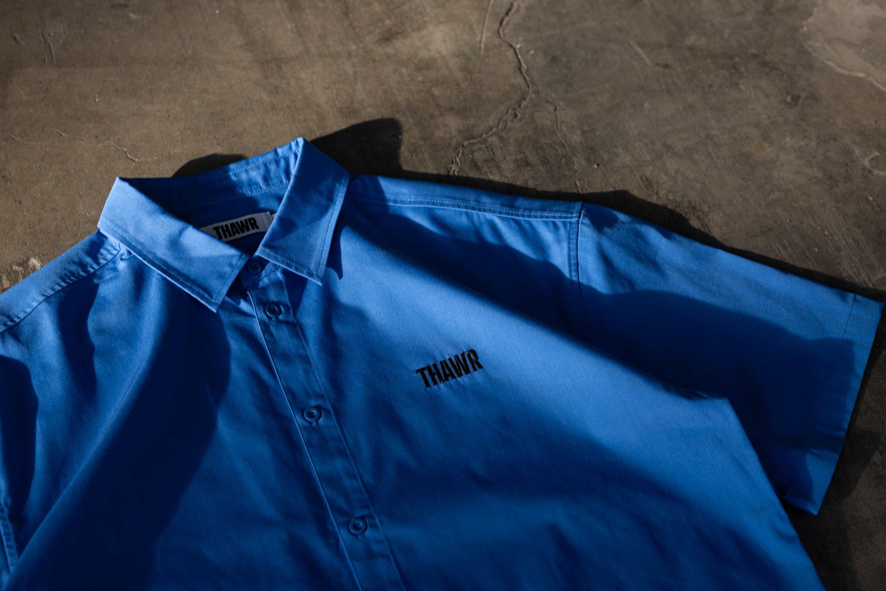 THAWR BOX SHIRT